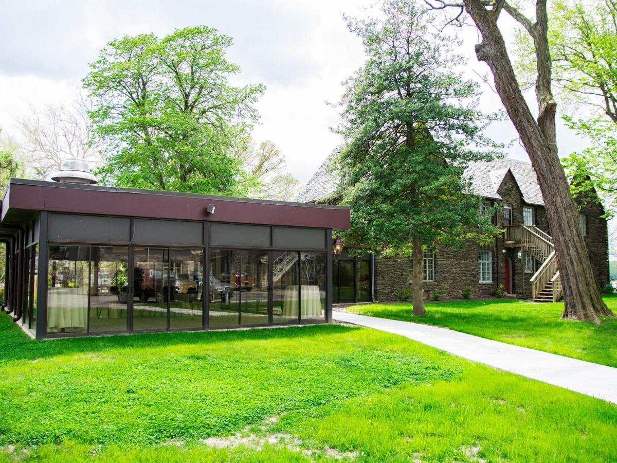 The Manor On Front Bed & Breakfast Harrisburg Luaran gambar